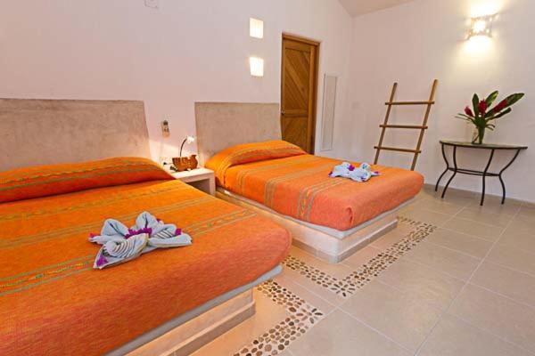 Villas Naomi Сиуатанехо Екстериор снимка