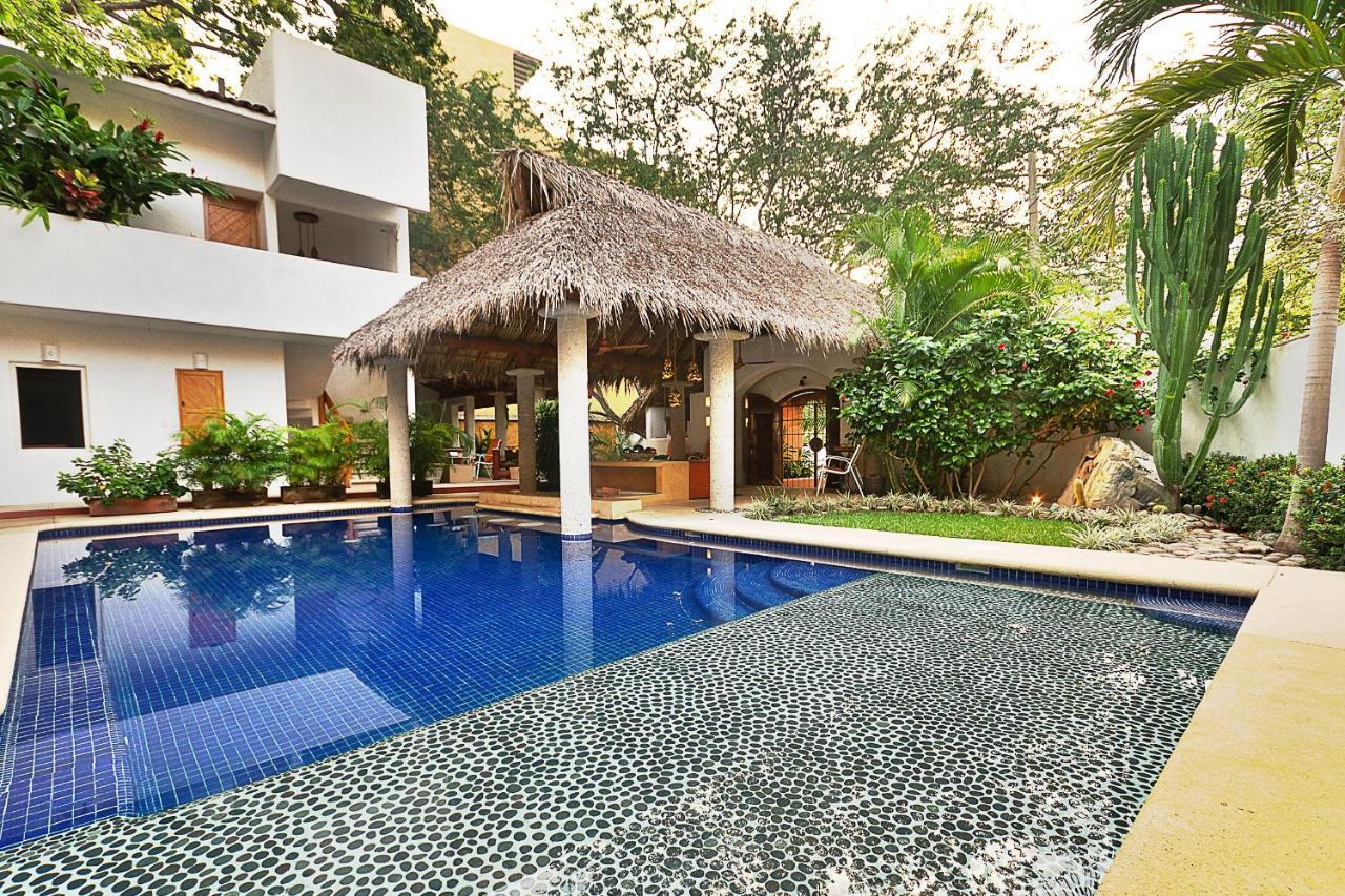 Villas Naomi Сиуатанехо Екстериор снимка