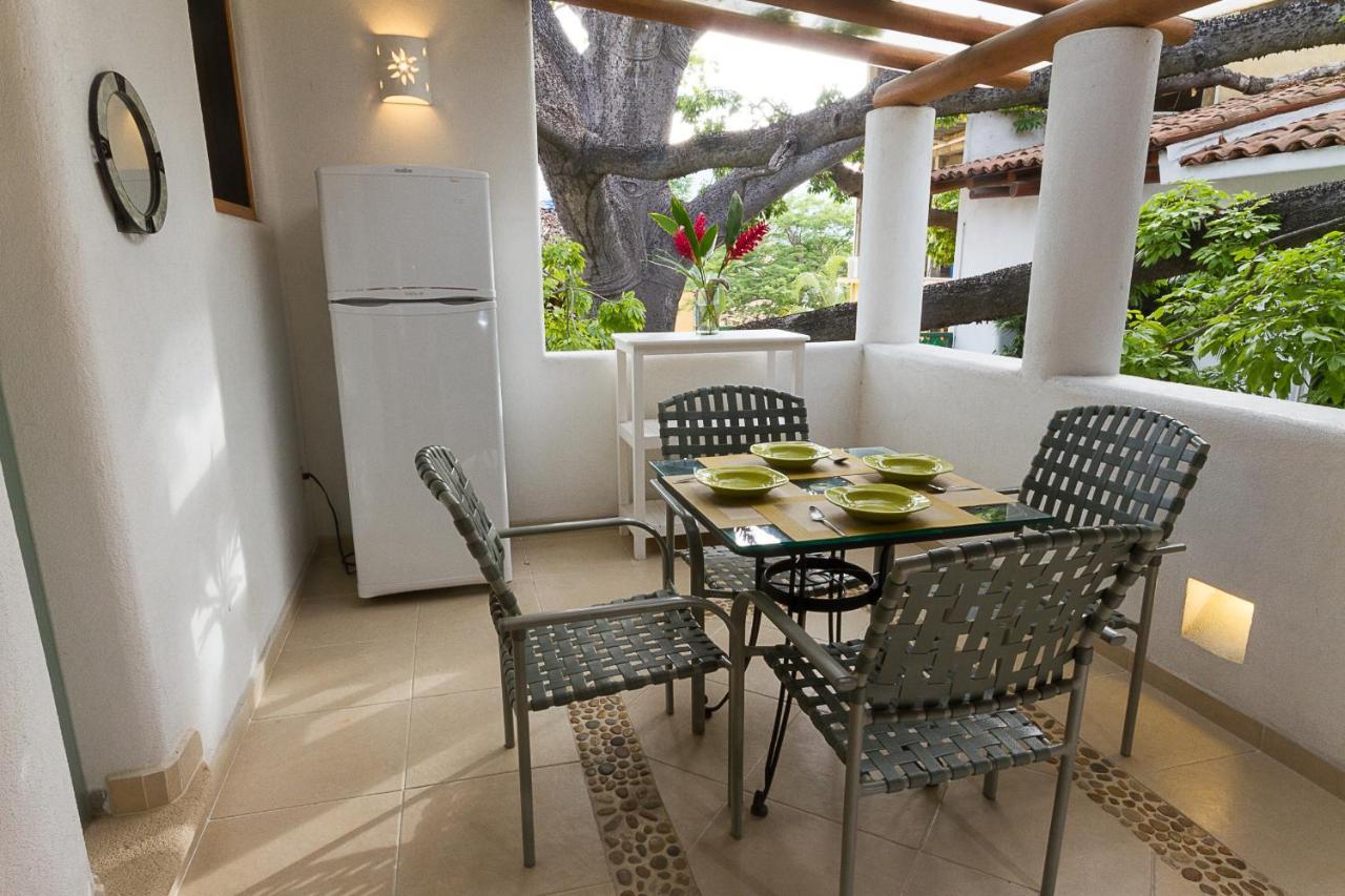 Villas Naomi Сиуатанехо Екстериор снимка