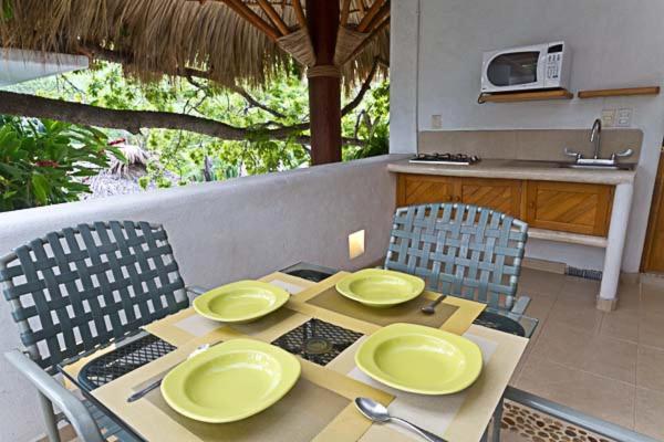 Villas Naomi Сиуатанехо Екстериор снимка